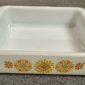 Glasbake Yellow Orange Pattern Baking Cake Dish Pan J-2428 Made in USA Square